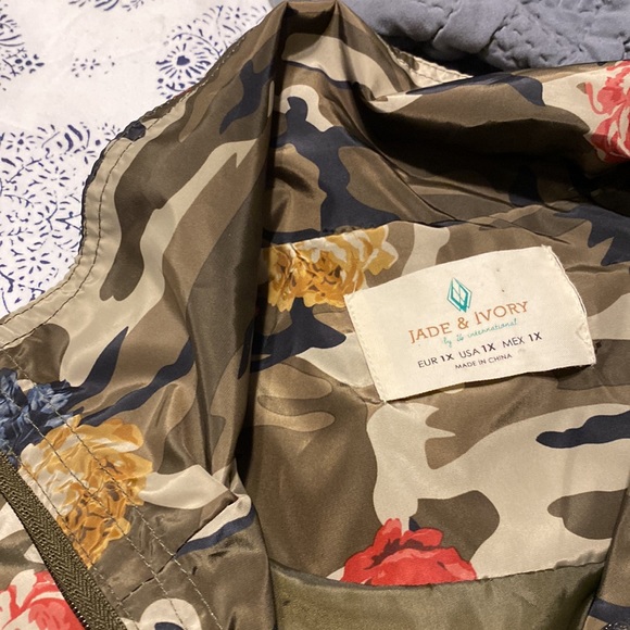 Fall Jacket - Picture 2 of 2